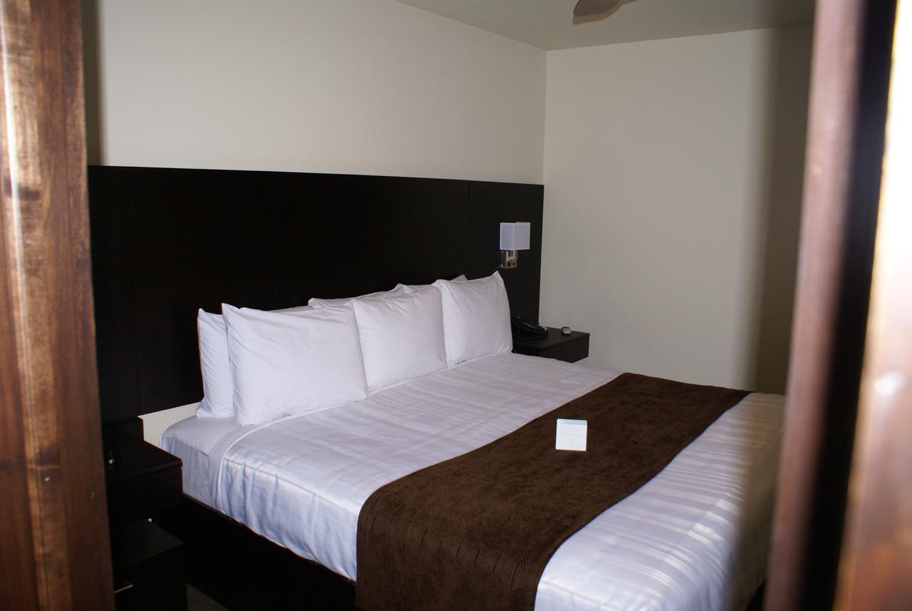 Boarders Inn & Suites By Cobblestone Hotels - Syracuse Экстерьер фото