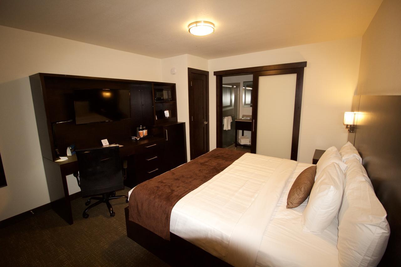 Boarders Inn & Suites By Cobblestone Hotels - Syracuse Экстерьер фото