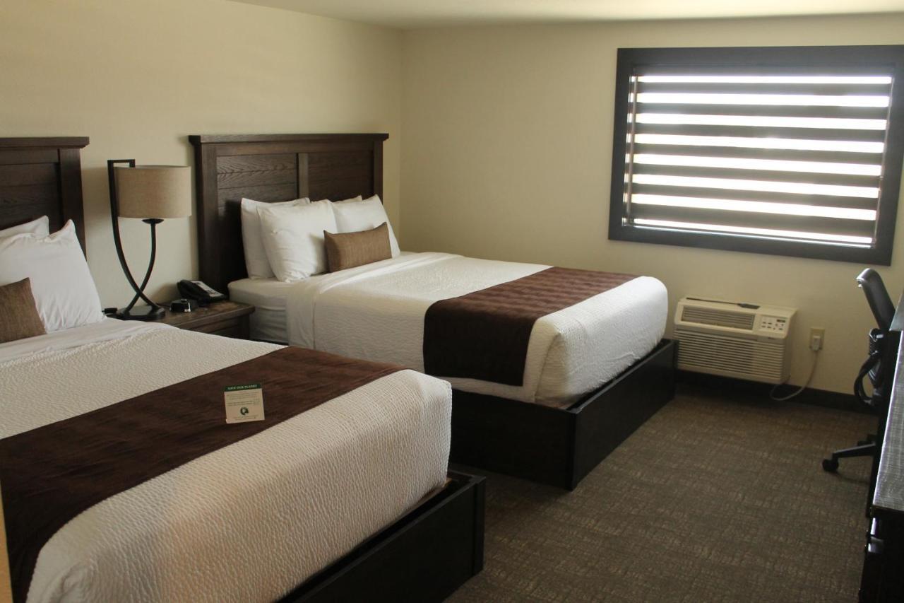 Boarders Inn & Suites By Cobblestone Hotels - Syracuse Экстерьер фото